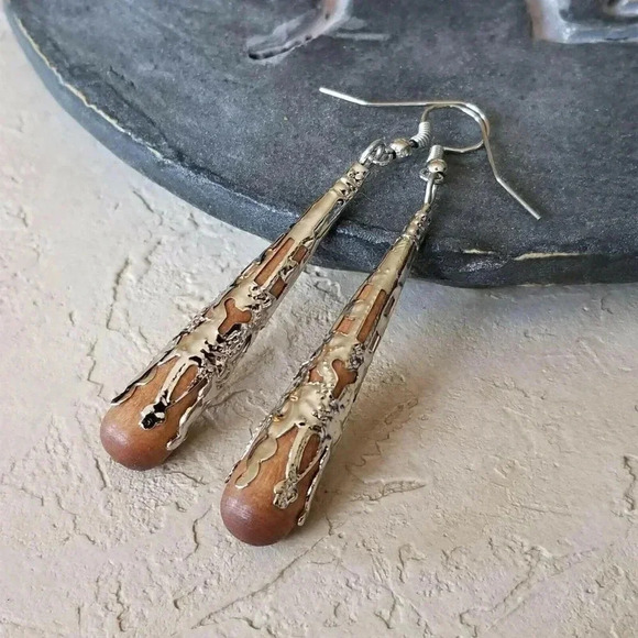 Handcrafted Victorian Style Brown Wood Silver Filigree Teardrop Earrings - Picture 4 of 7